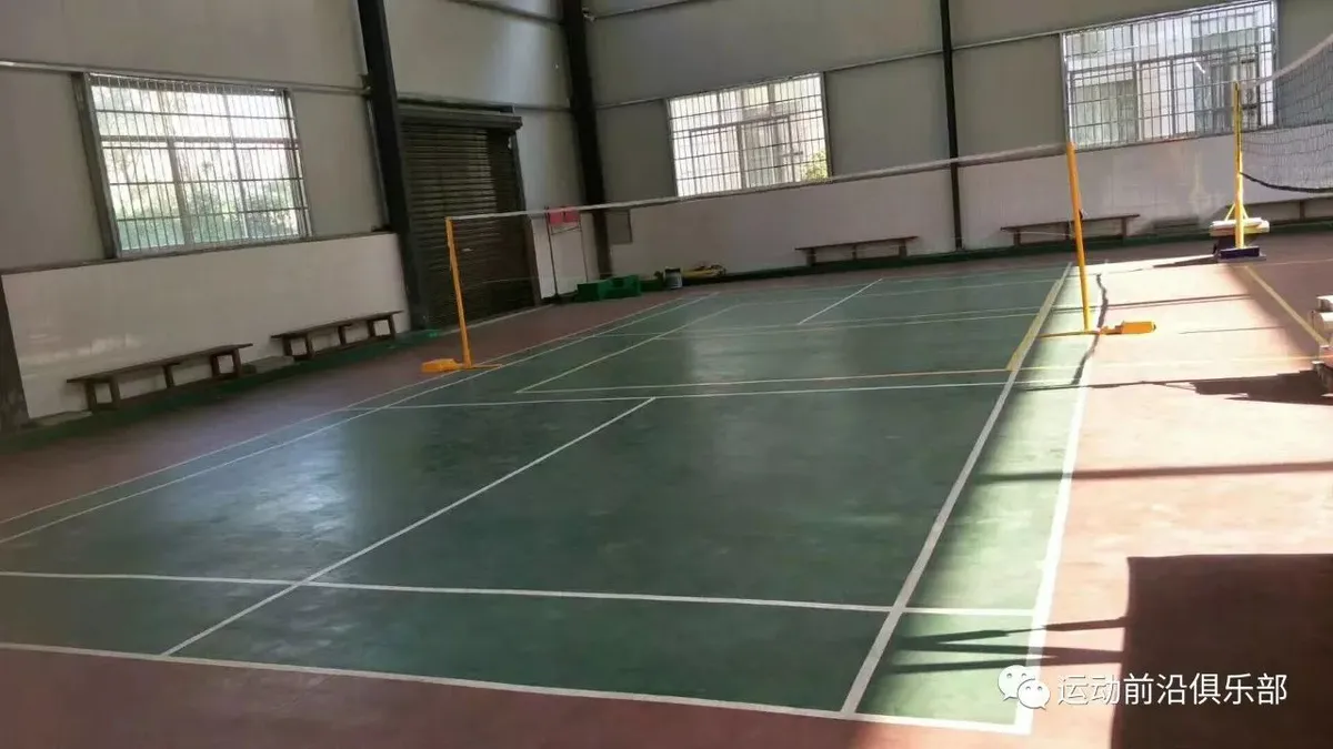 篮球防守训练中如何提高体能和耐力_0